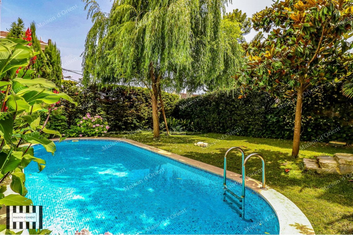 Villa with Private Garden and Pool for Rent in Emirgan