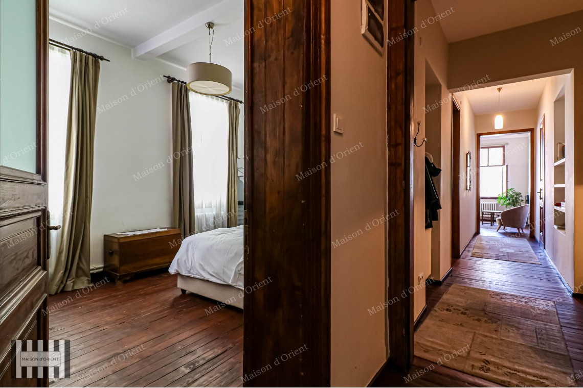 3+1 Rental Flat in Historical Building Next to Galata Tower