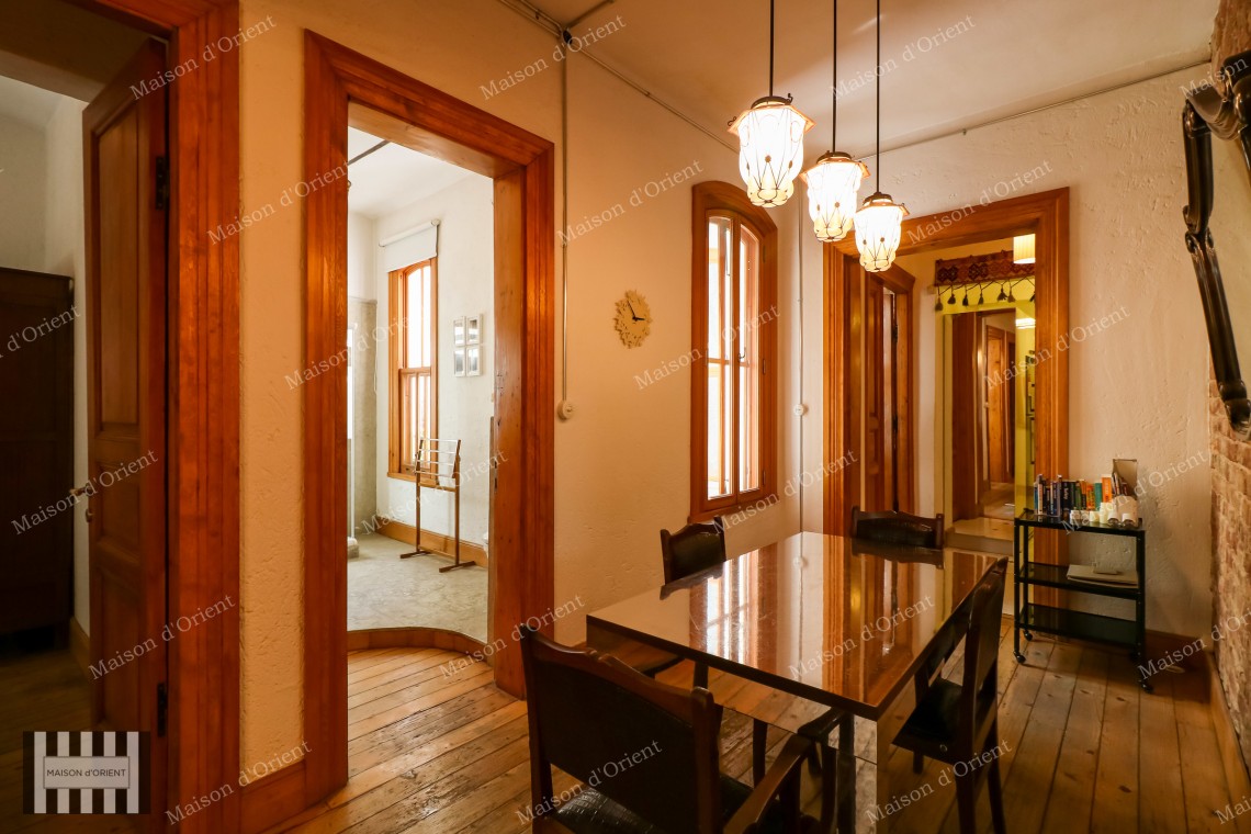 3+2 Rental Flat in Historical Petraki Building, Galata