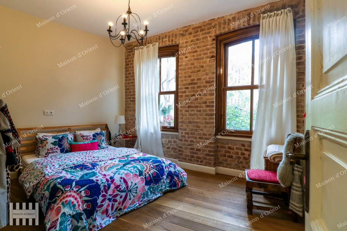 2+1 Rental Flat in Historical Esat Bey Building, Galata