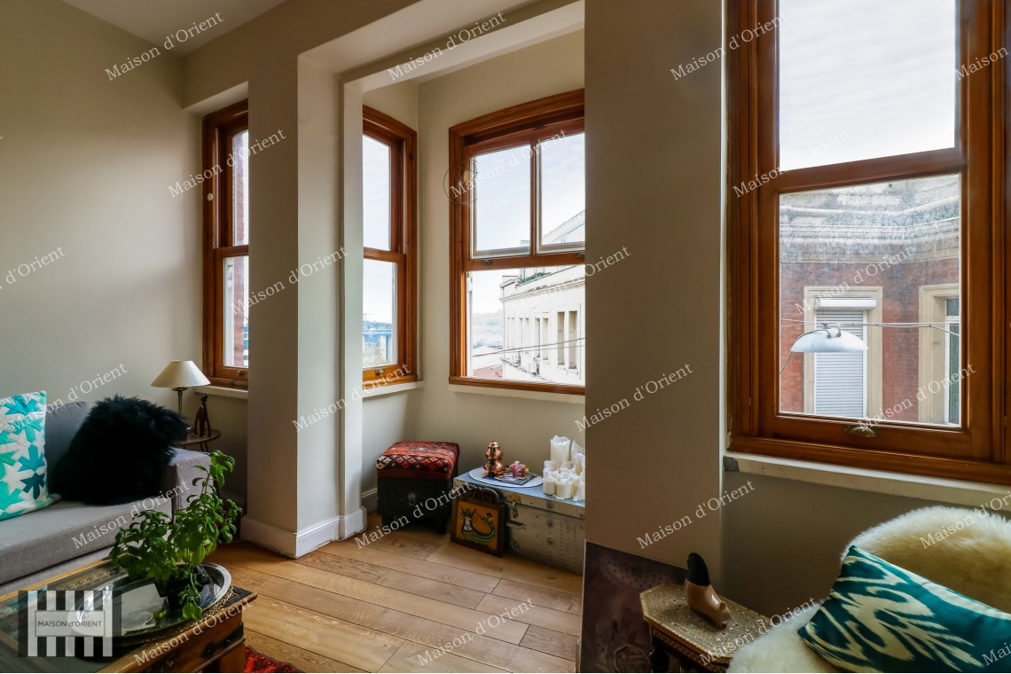 2+1 Rental Flat in Historical Esat Bey Building, Galata