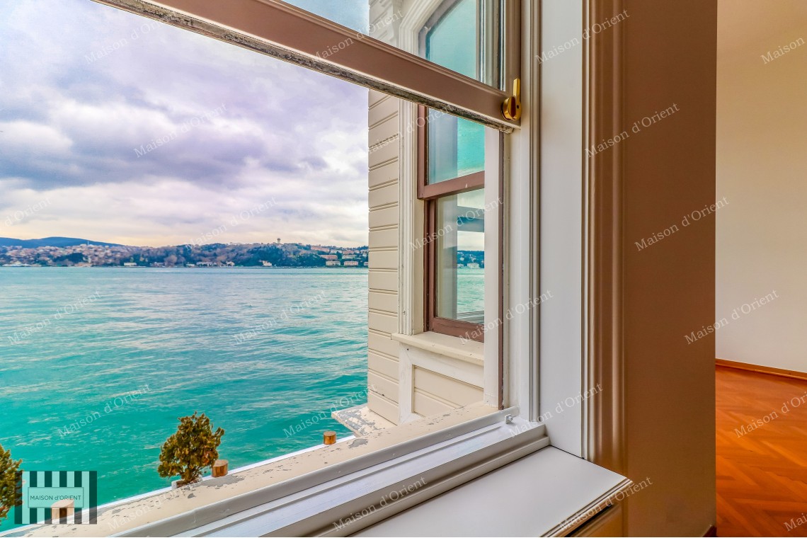 Flat for Rent in Historical Mansion in Yenikoy