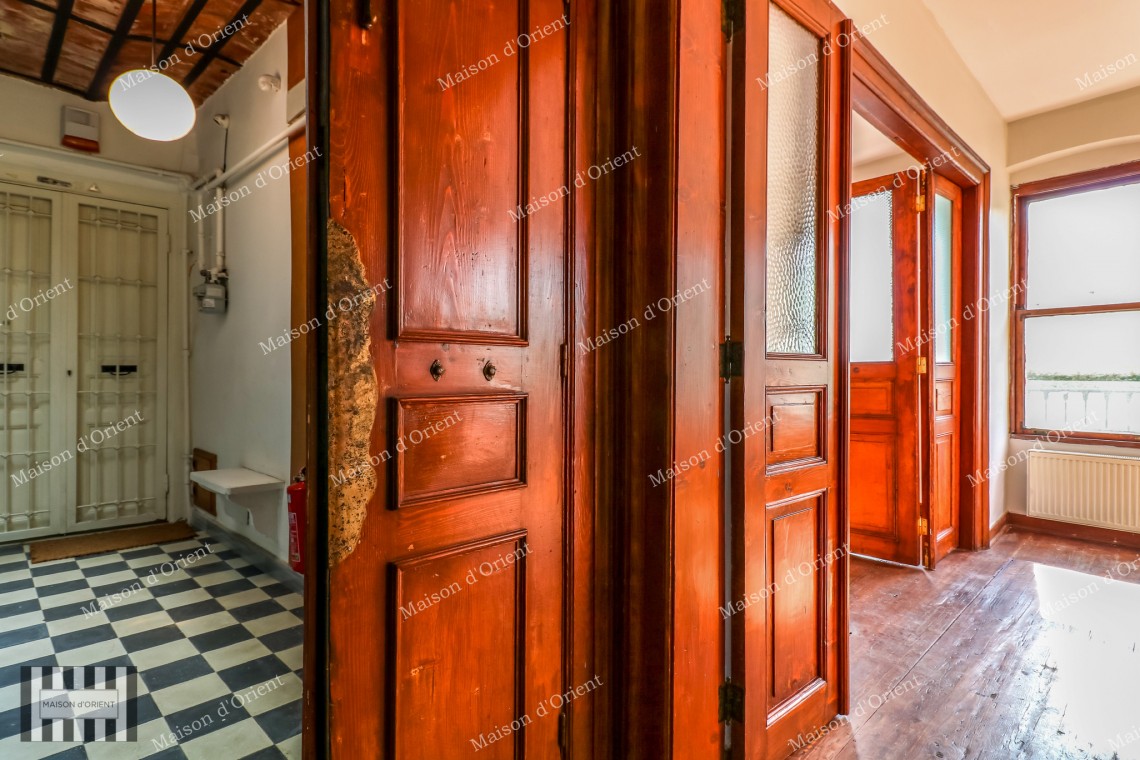 2+1 Flat for Rent in Historical Building