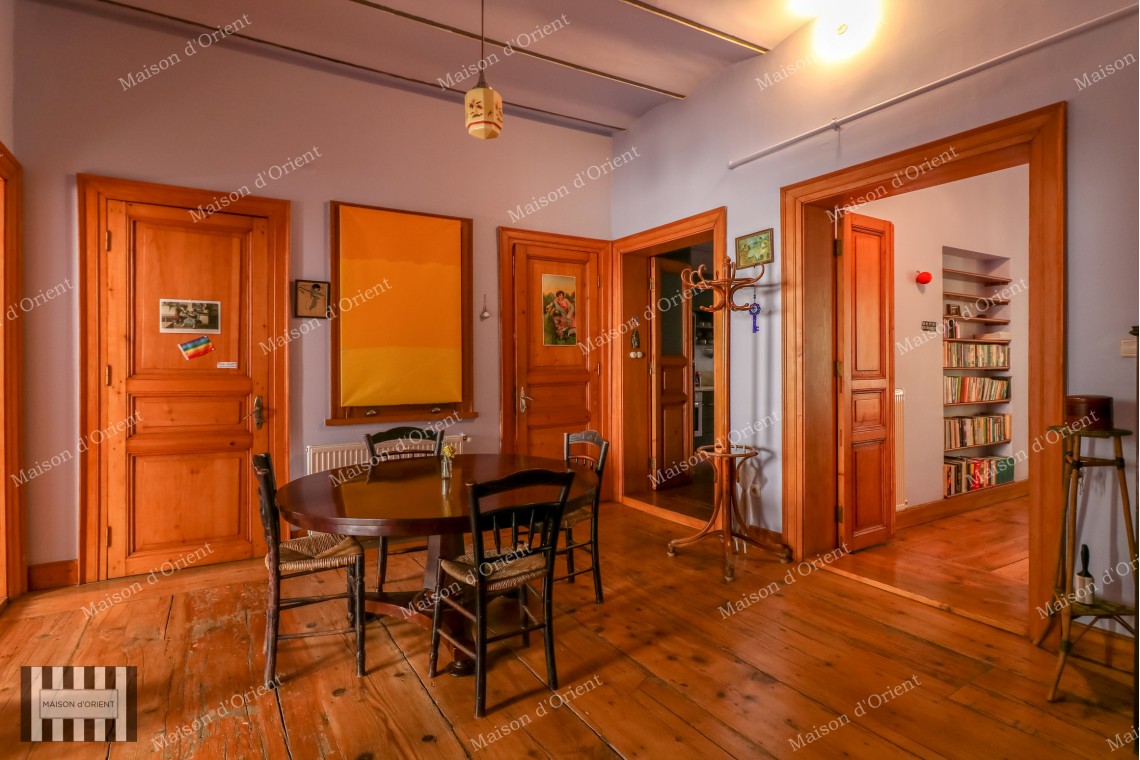 140sqm Furnished Flat for Rent in Galata