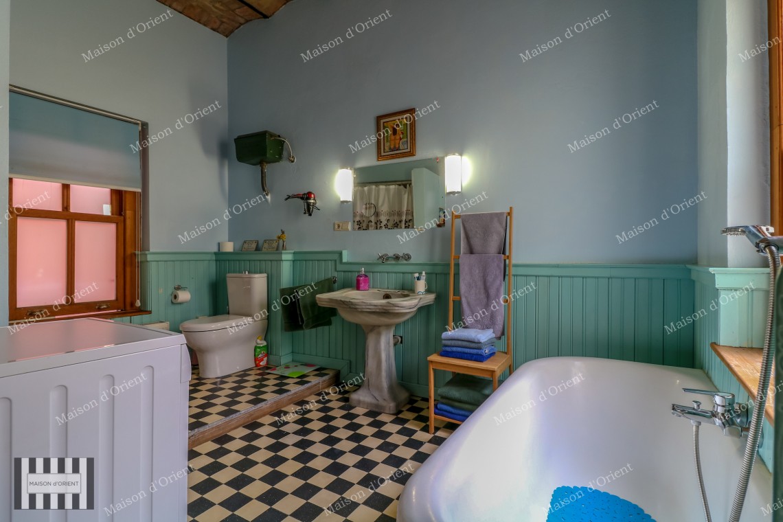 140sqm Furnished Flat for Rent in Galata
