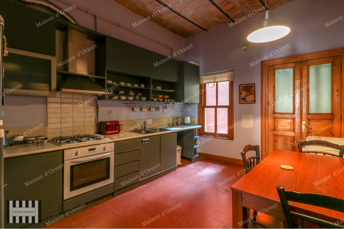 140sqm Furnished Flat for Rent in Galata