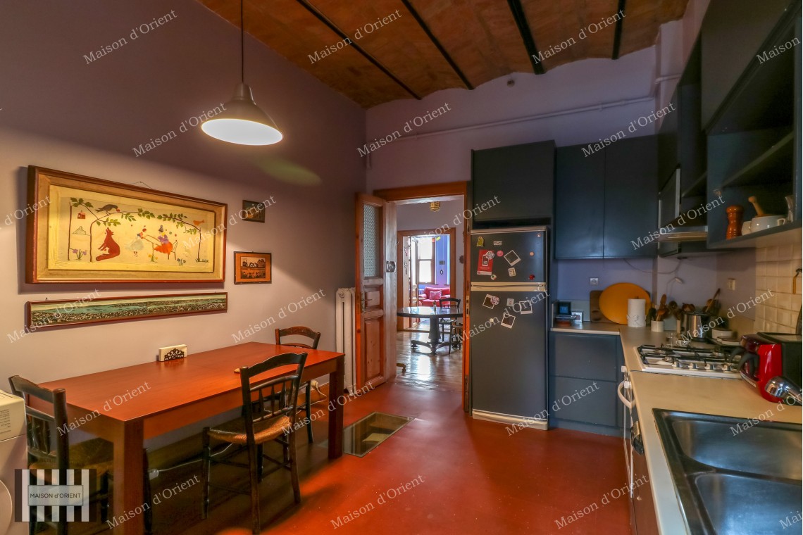 140sqm Furnished Flat for Rent in Galata
