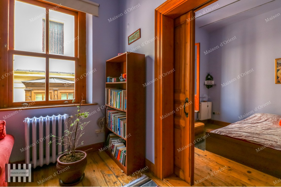 140sqm Furnished Flat for Rent in Galata