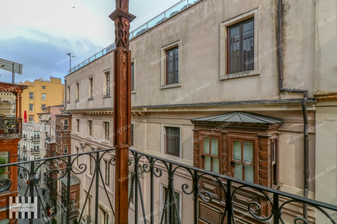 140sqm Furnished Flat for Rent in Galata