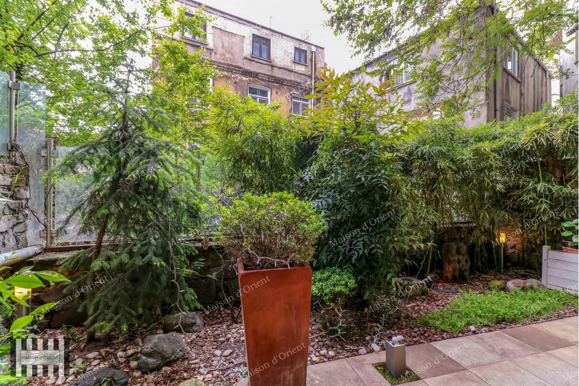 120sqm Furnished Garden Duplex for Rent in Galata