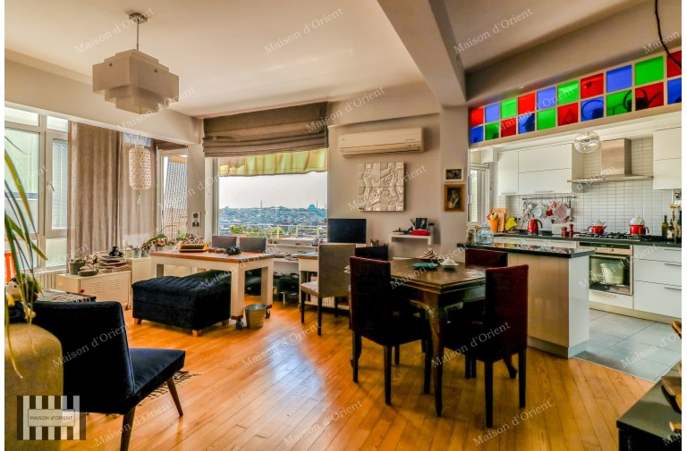 Renovated 135sqm Flat with View for Sale in Cihangir