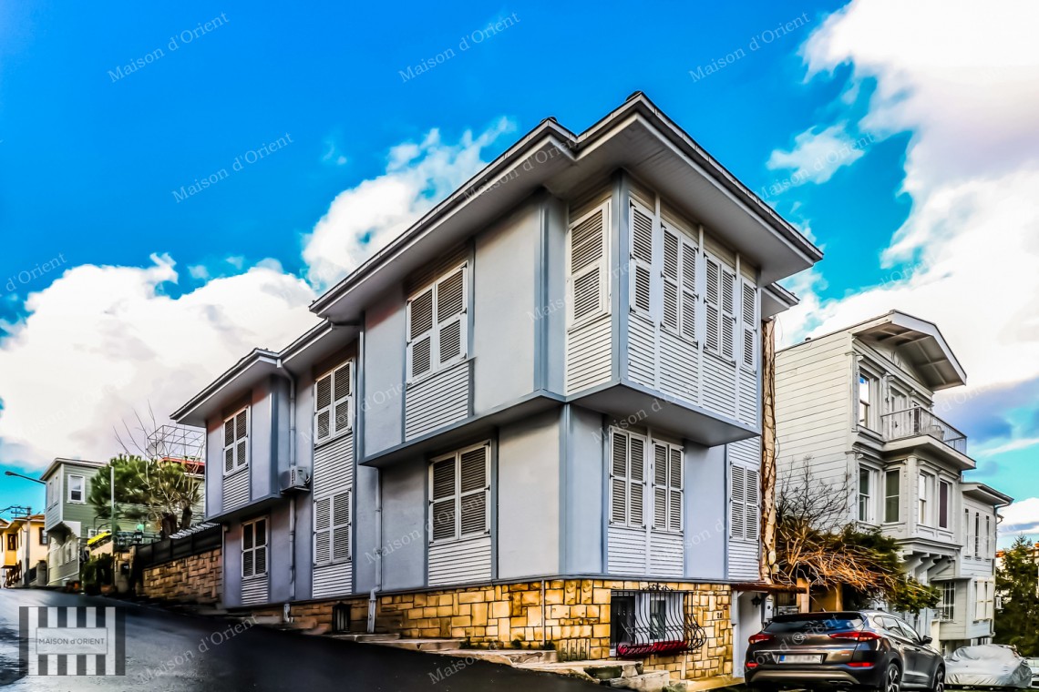 Renovated Historical Fourlex Greek House for Rent in Emirgan