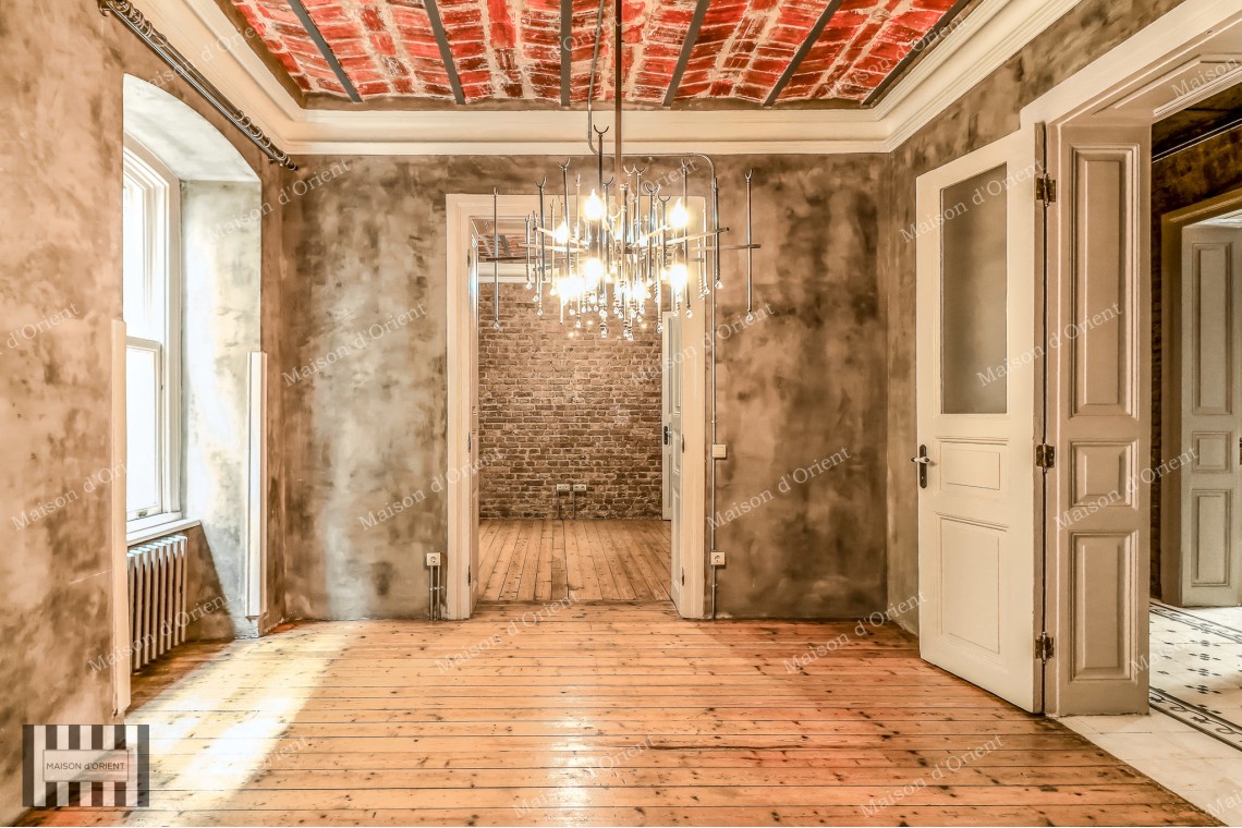Renovated Flat for Rent in Historical Dogan Apartment