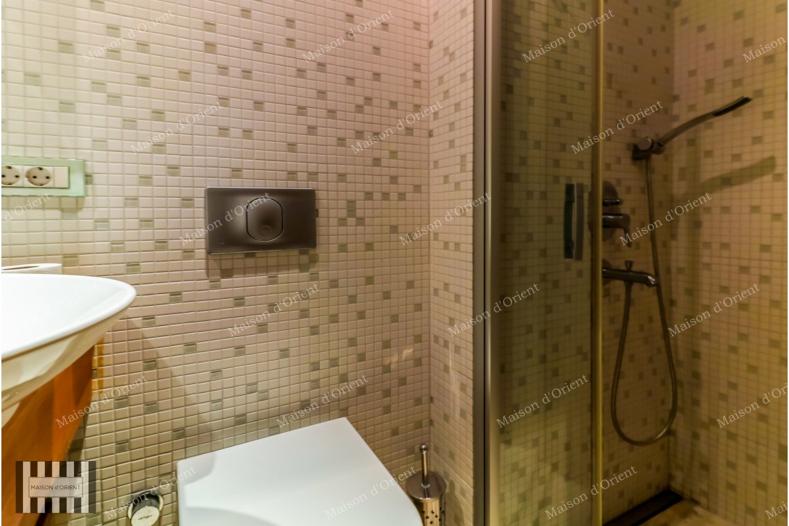 Doğan Apartmanı'nda Balkonlu ve Manzaralı 3+2 Kiralık Daire