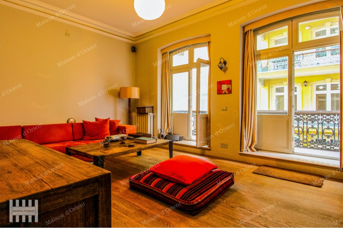 Doğan Apartmanı'nda Balkonlu ve Manzaralı 3+2 Kiralık Daire