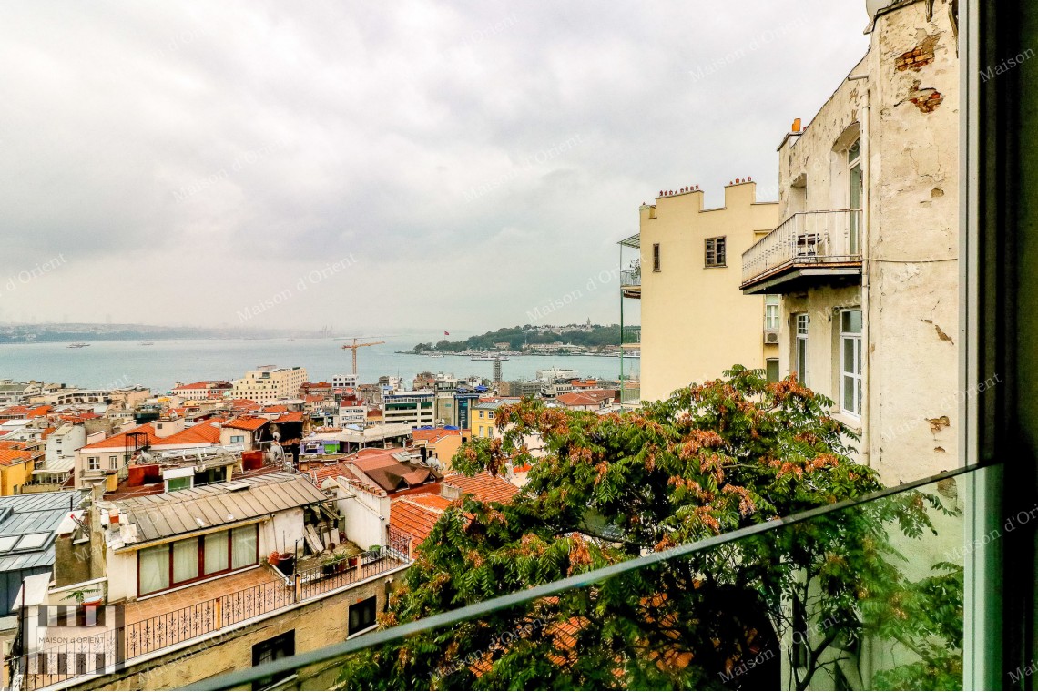 Triplex for Rent with Private Terrace in Galata