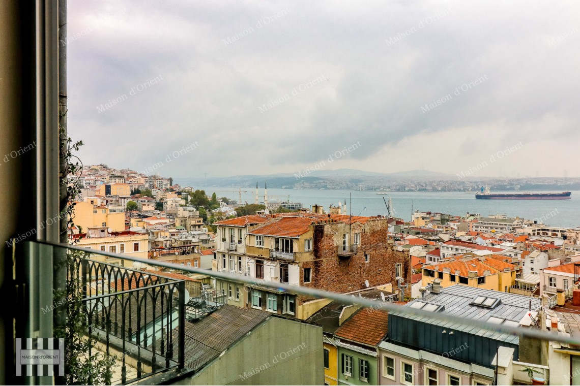 Triplex for Rent with Private Terrace in Galata