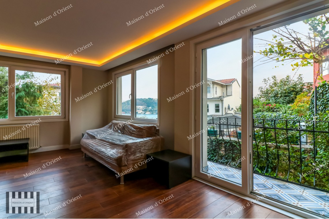 Villa with Bosphorus View for Sale in Rumeli Hisari