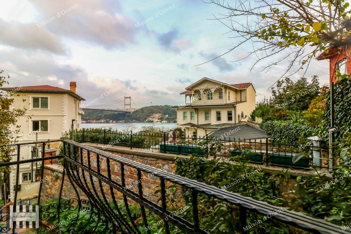 Villa with Bosphorus View for Sale in Rumeli Hisari
