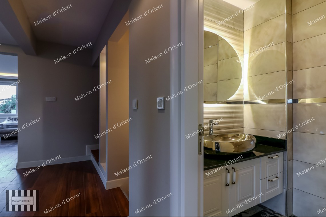 Villa with Bosphorus View for Sale in Rumeli Hisari