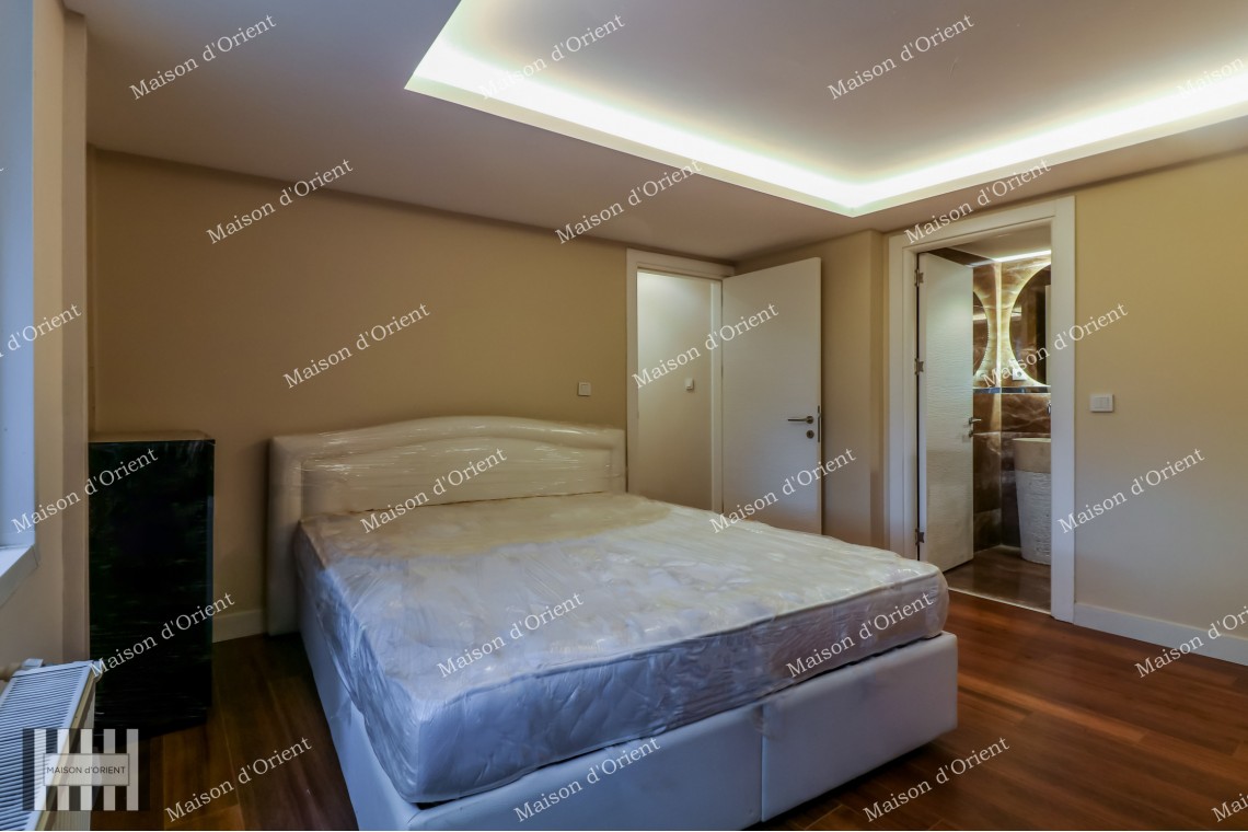 Villa with Bosphorus View for Sale in Rumeli Hisari