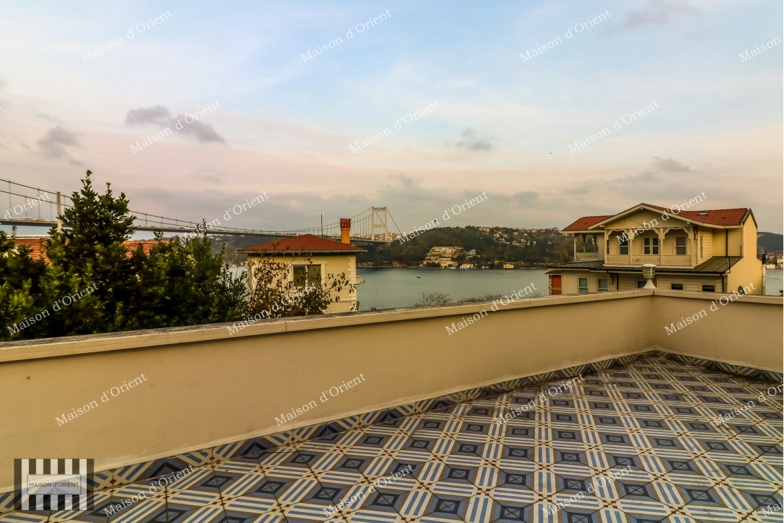 Villa with Bosphorus View for Sale in Rumeli Hisari