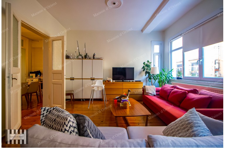 2+1 Apartment for Sale in Historical Building, Cihangir