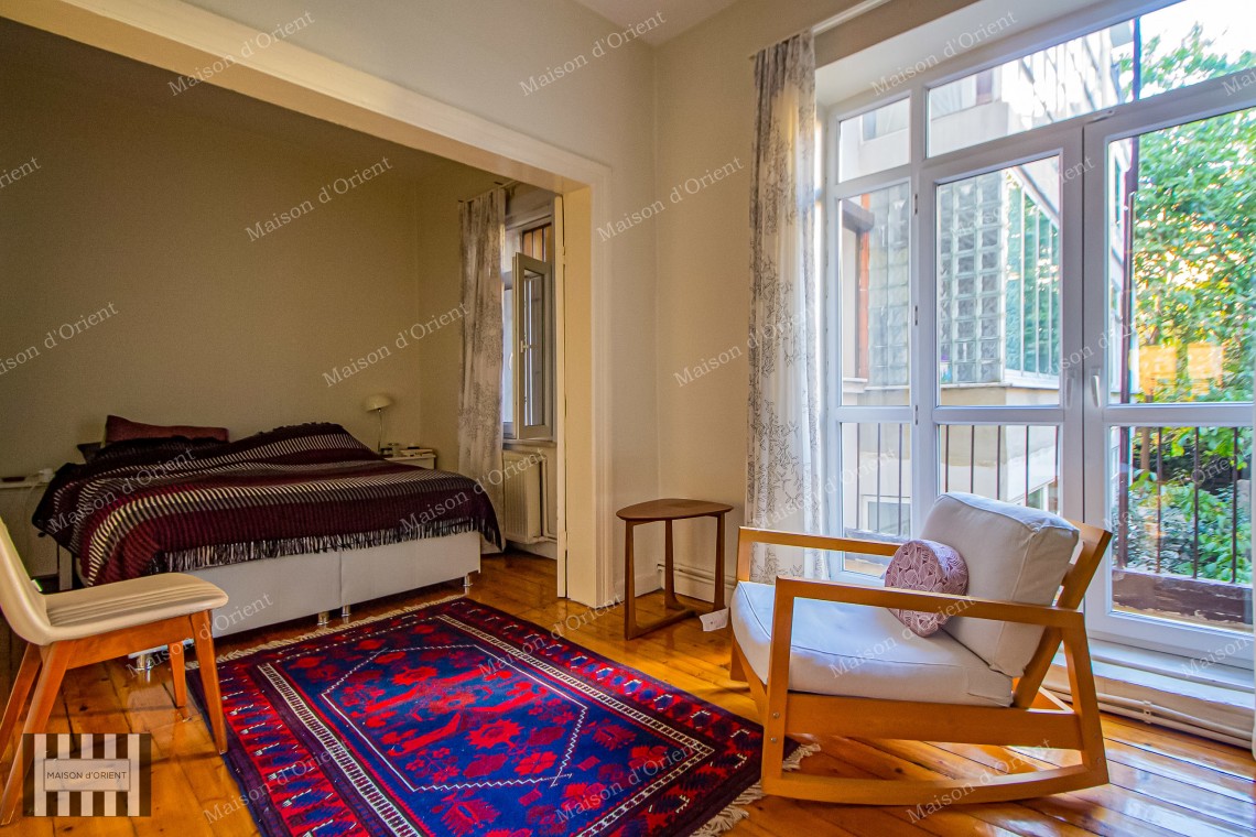 2+1 Apartment for Sale in Historical Building, Cihangir