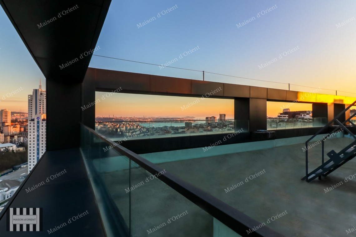 400sqm Penthouse for Sale in High-End Project of Nisantasi
