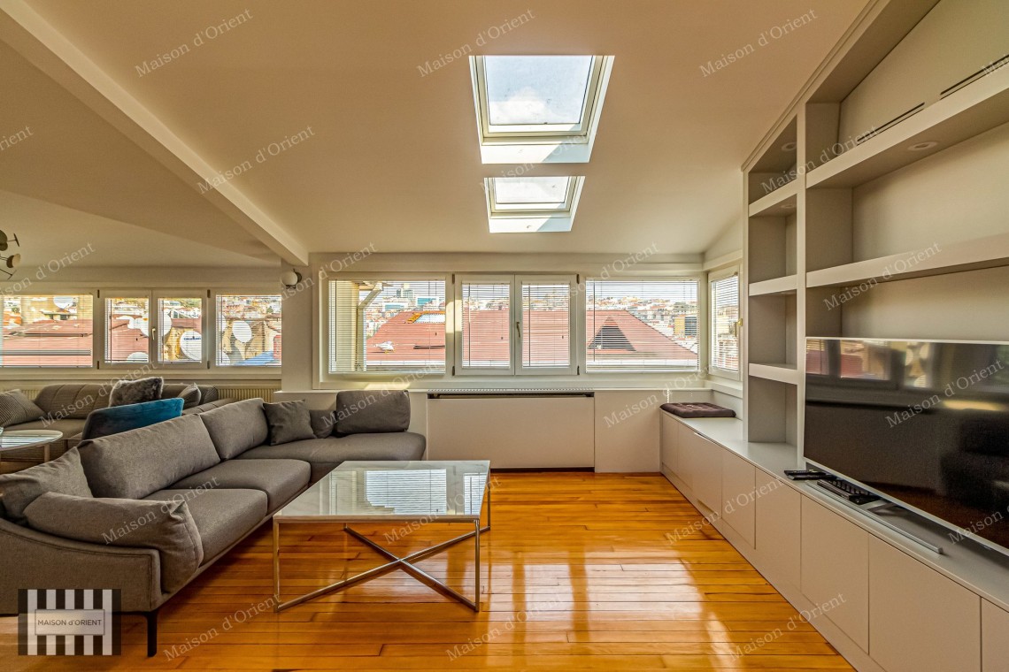 1+1 Furnished Flat for Rent with View in Historical Building, Galata
