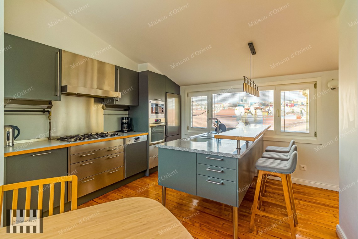 1+1 Furnished Flat for Rent with View in Historical Building, Galata