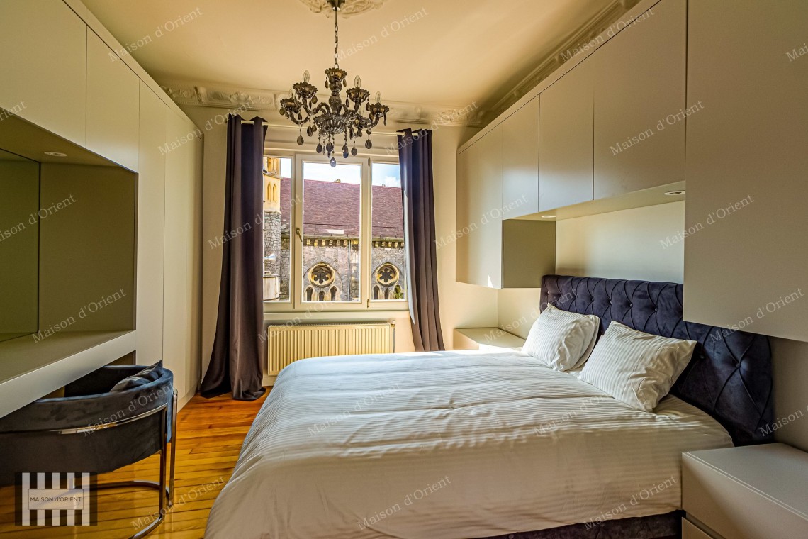 1+1 Furnished Flat for Rent with View in Historical Building, Galata