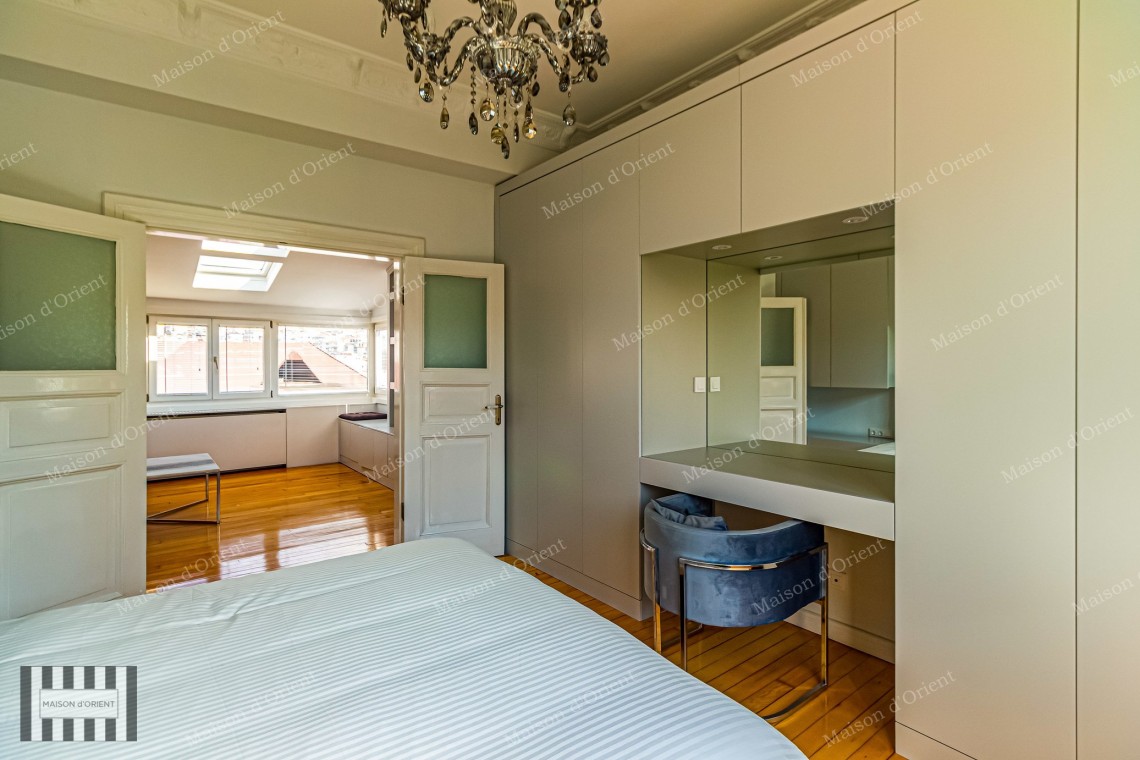 1+1 Furnished Flat for Rent with View in Historical Building, Galata