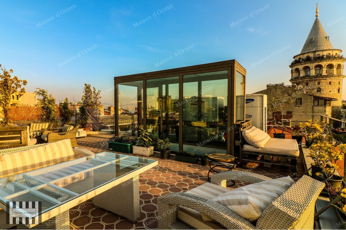 1+1 Flat with View and Terrace for Rent in Galata