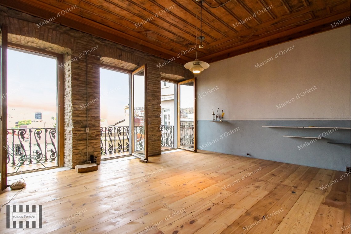 1+1 Flat with City and Sea View for Rent in Galata