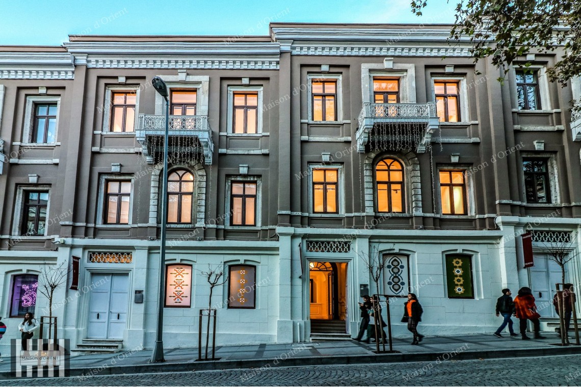 1100sqm Twin Villas with Garden for Rent in Akaretler Row Houses