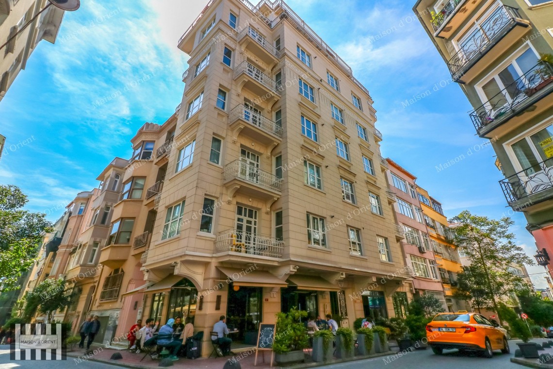 110sqm Furnished Flat with View for Rent in Cihangir