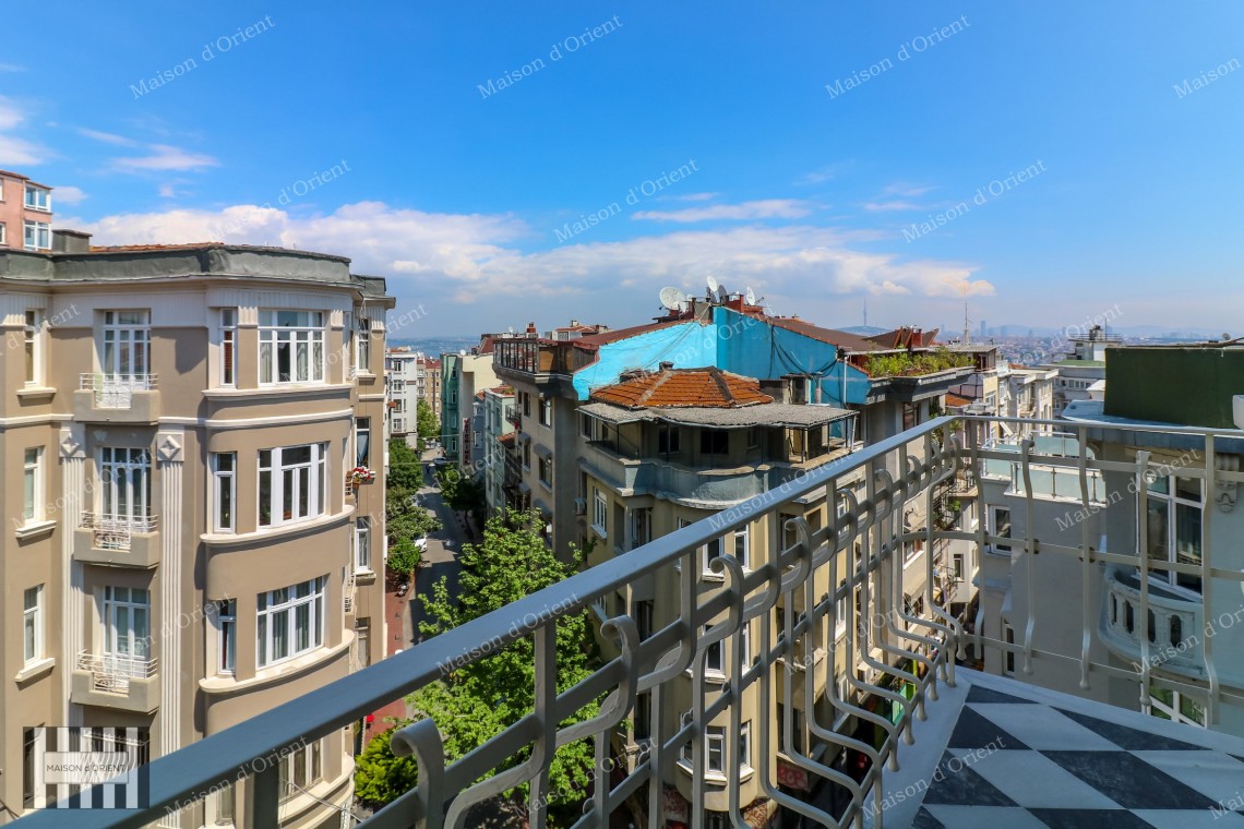 110sqm Furnished Flat with View for Rent in Cihangir