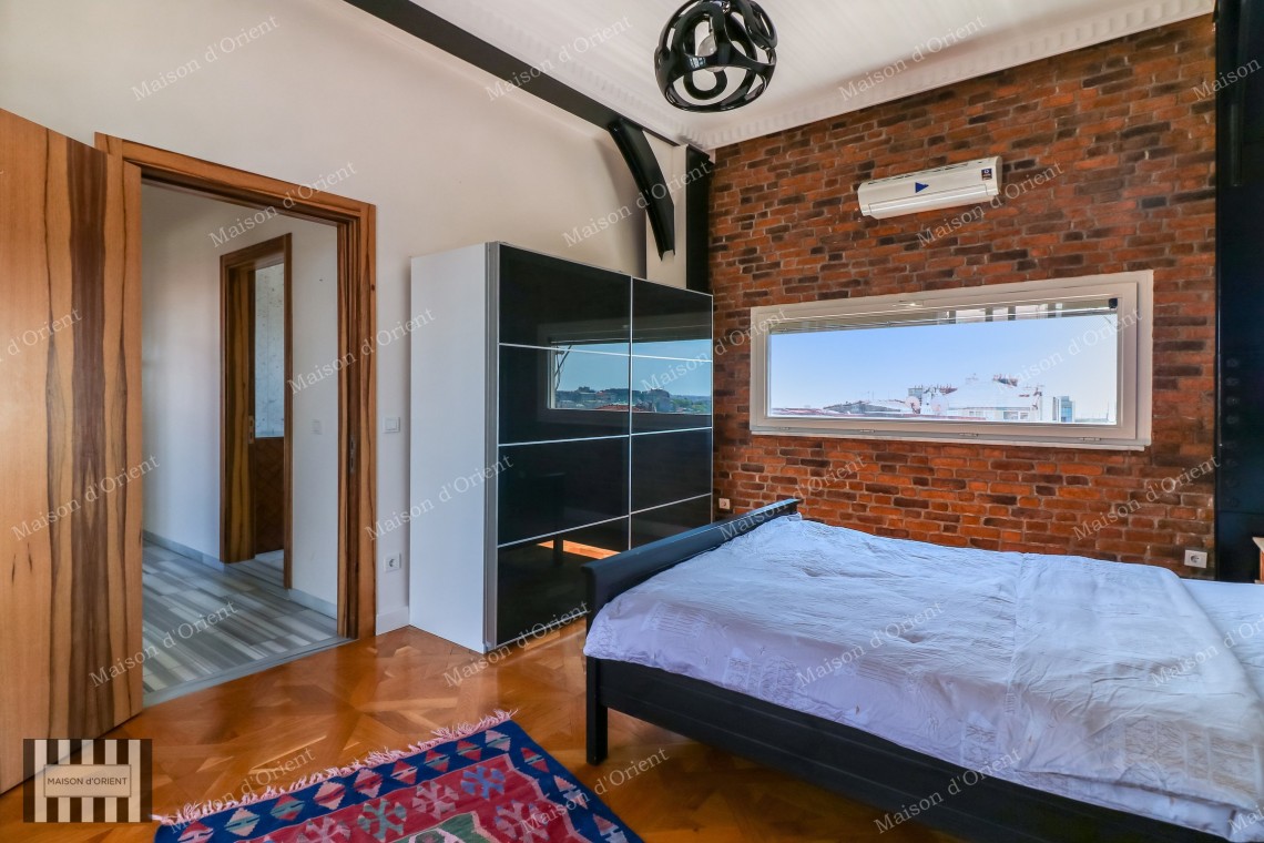110sqm Furnished Flat with View for Rent in Cihangir