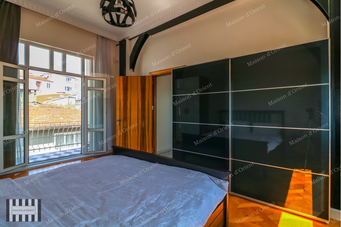 110sqm Furnished Flat with View for Rent in Cihangir