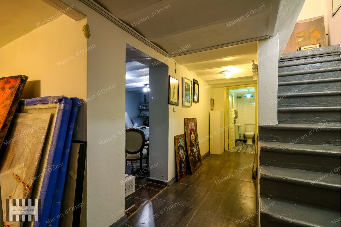 120sqm Store/Shop in Historical Building at Galatasaray