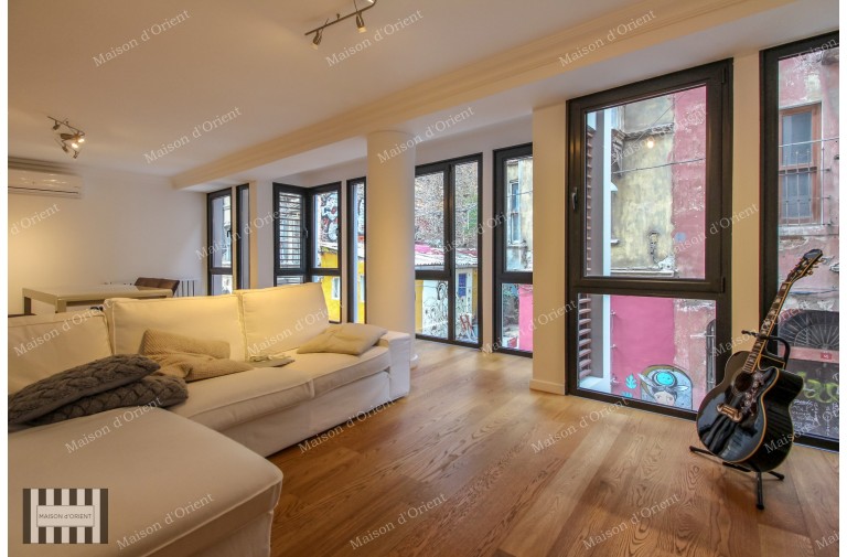 Flat for Rent with Balcony in New Building, Galata