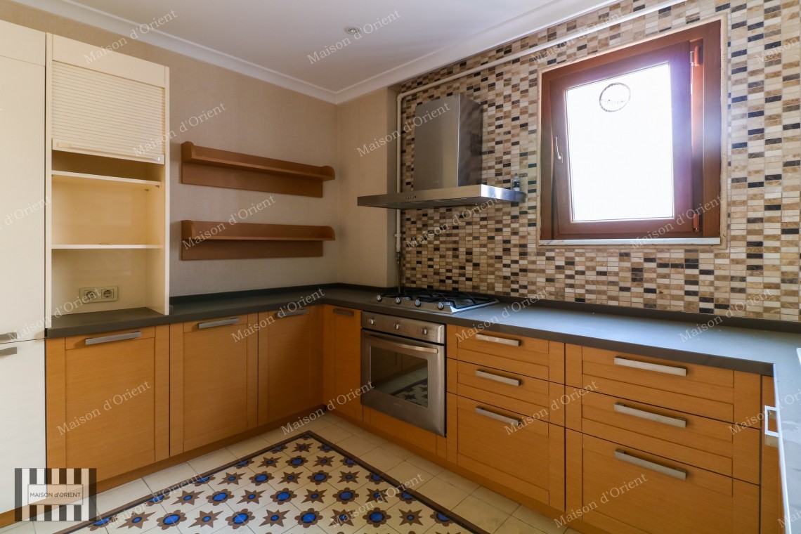 145sqm, 3+1 Flat for Sale in Cihangir