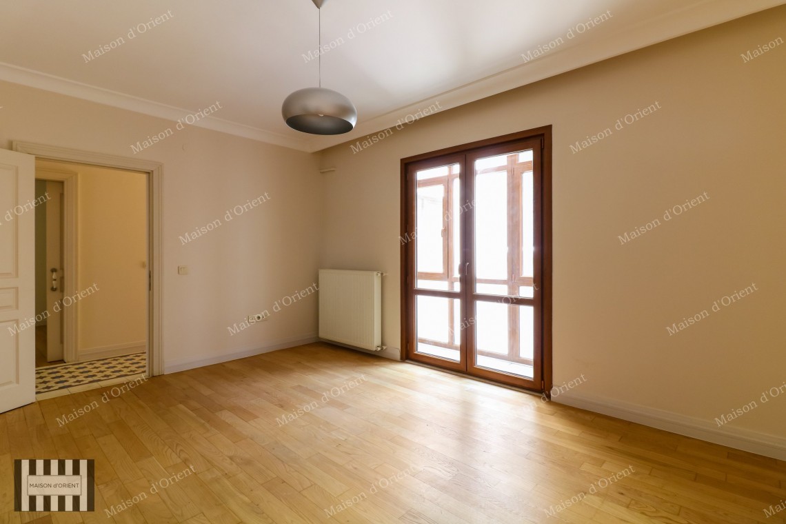 145sqm, 3+1 Flat for Sale in Cihangir