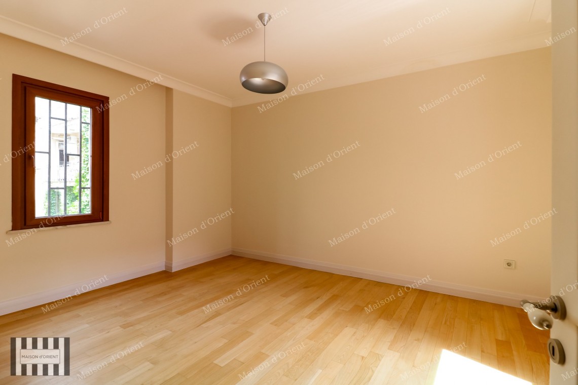 145sqm, 3+1 Flat for Sale in Cihangir