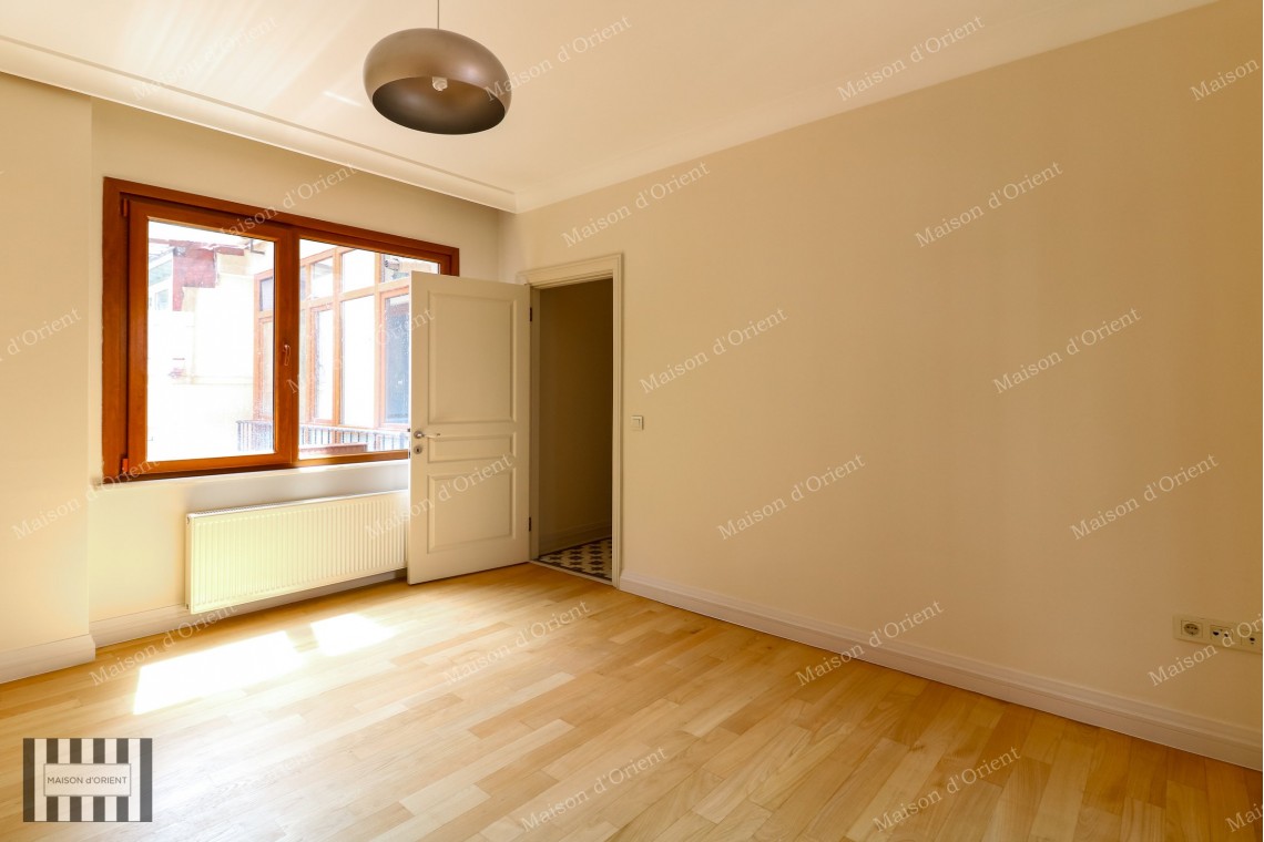 145sqm, 3+1 Flat for Sale in Cihangir