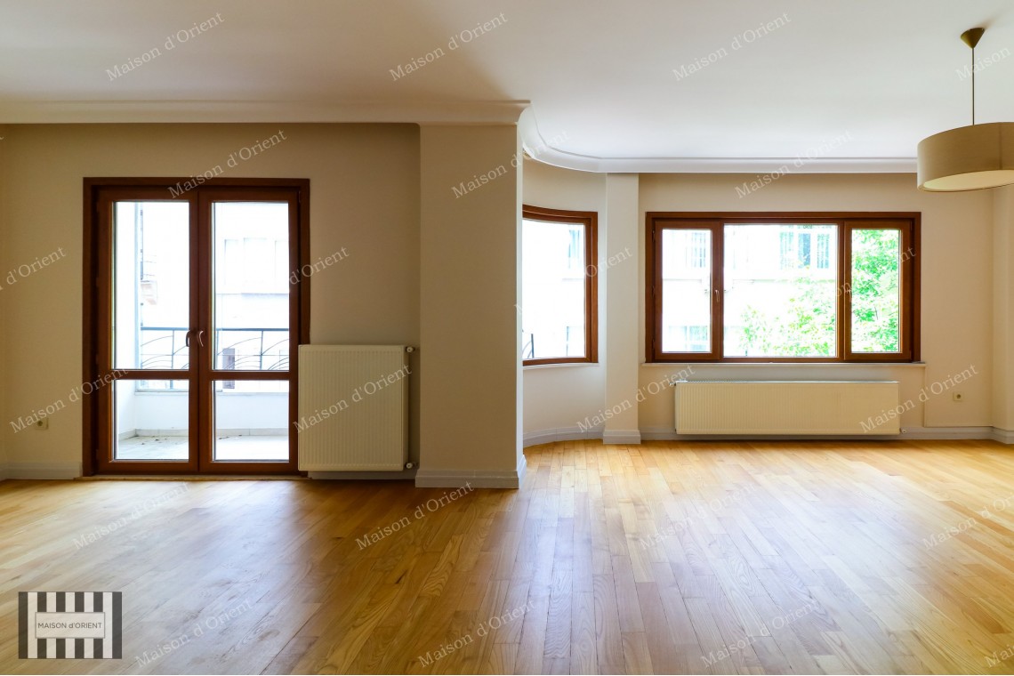 145sqm, 3+1 Flat for Sale in Cihangir