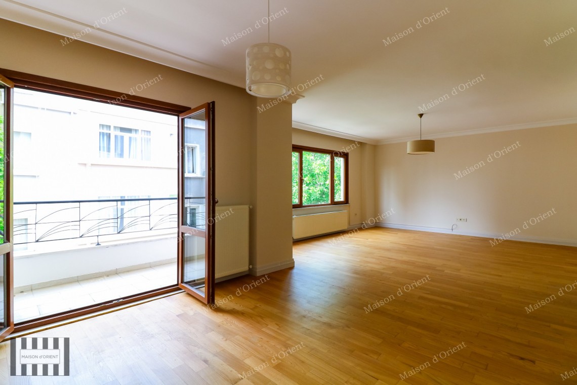 145sqm, 3+1 Flat for Sale in Cihangir