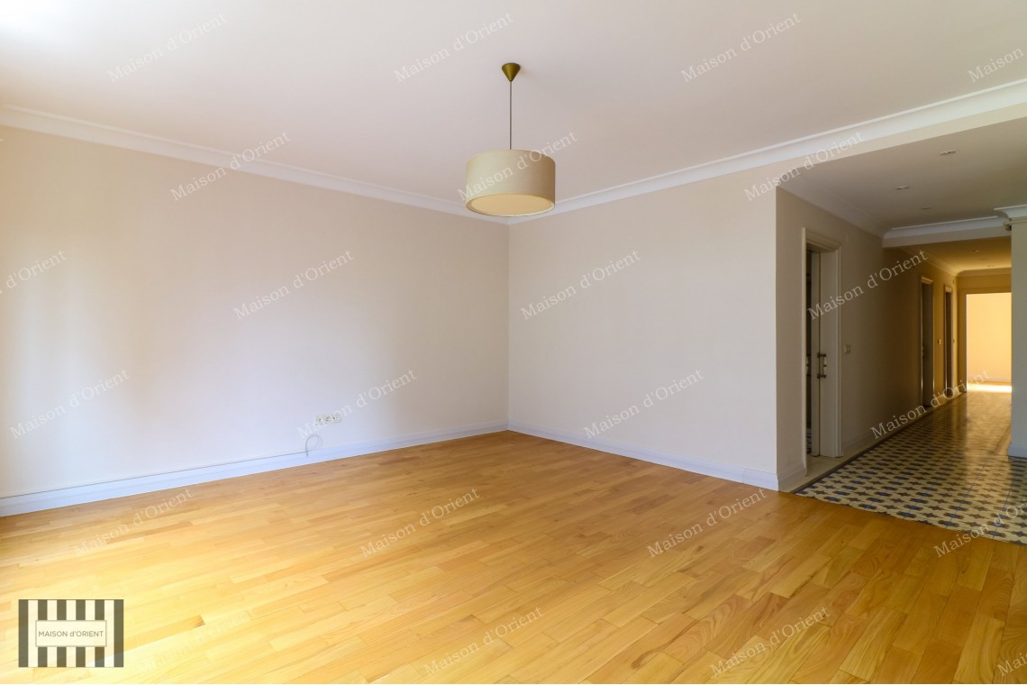 145sqm, 3+1 Flat for Sale in Cihangir