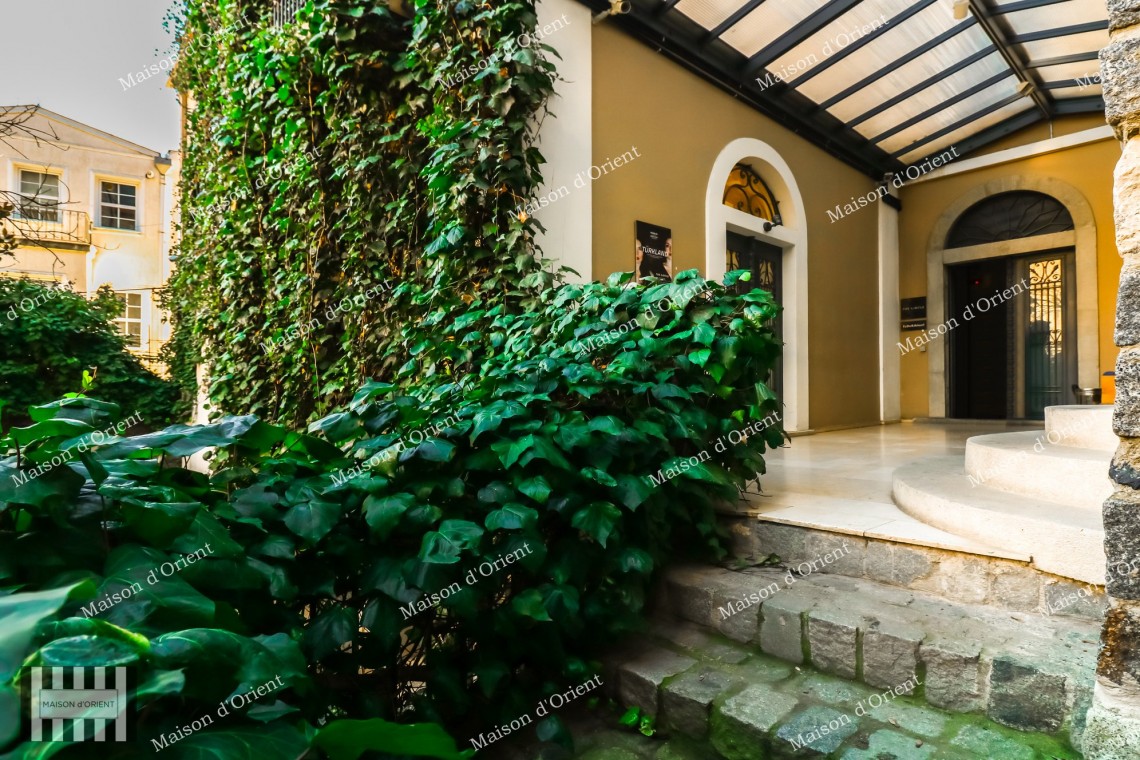 5-Storey Building with Private Garden for Sale in Galata